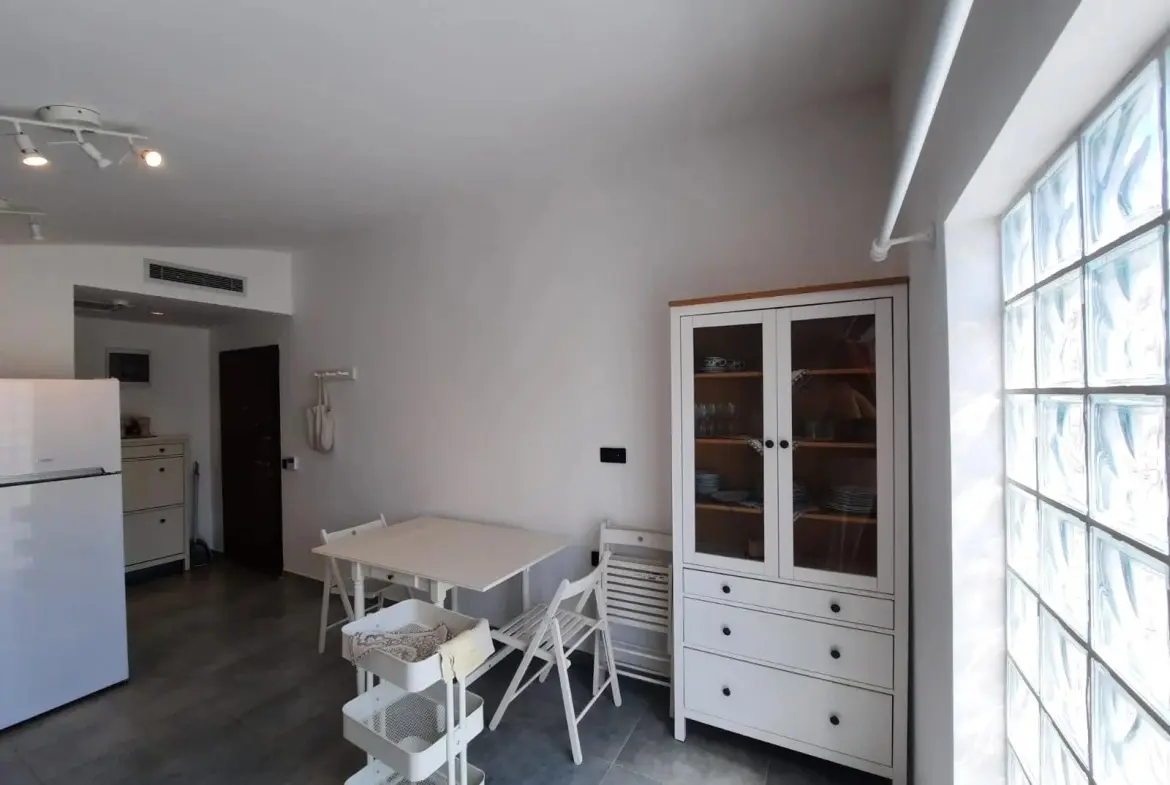 Spacious room